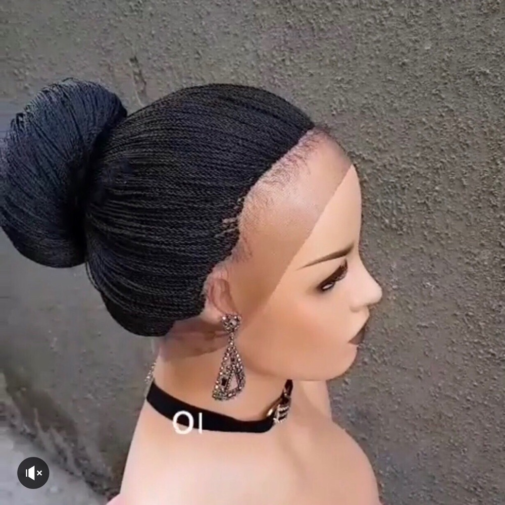 Million twist on a 360 closure